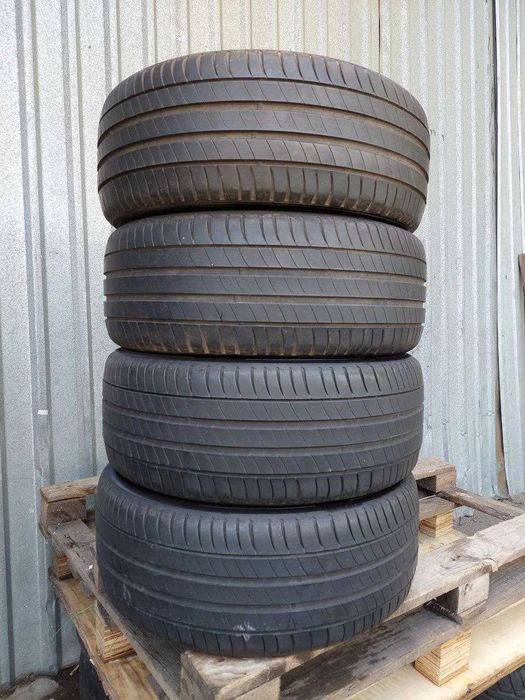 Резина Шини 225 45 R17 Michelin Primacy 3