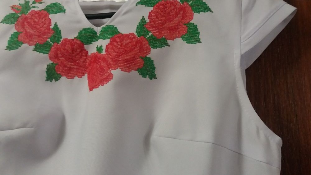 Плаття вишите  крестиком