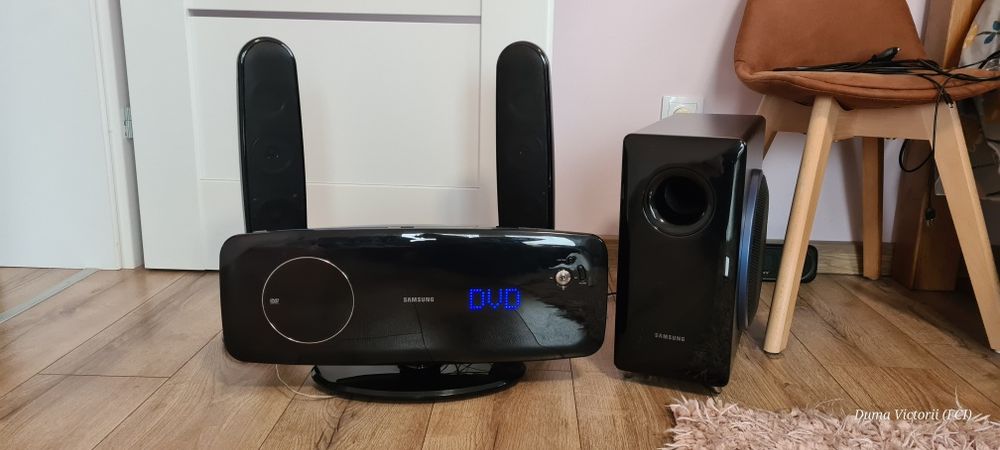 Samsung kino domowe DVD zestaw 2 głośniki plus subwoofer