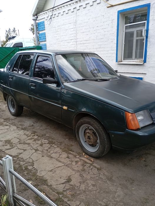 Продам Славуту на хорошем ходу  и двигатель 1,2 после кап. ремонта.