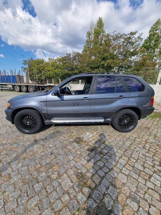BMW X5 3.0 D cx automática