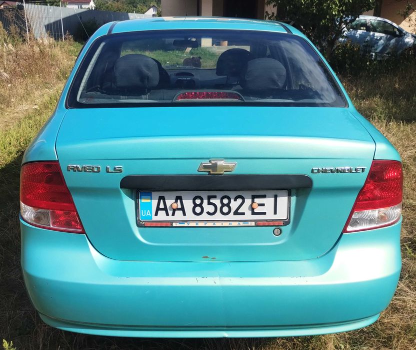 Chevrolet Aveo 2005 1.5 бензин механика
