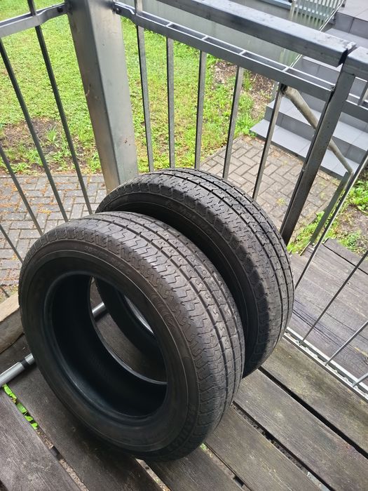 Opony do busa 205 /65 16 c sprzedam