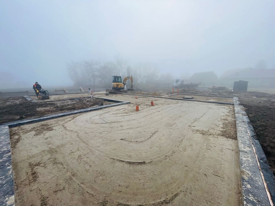 Prace ziemne, usługi koparką, minikoparką, transport, parkingi, drogi