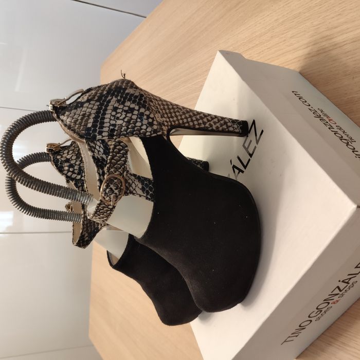 Sapatos Botins Cobra