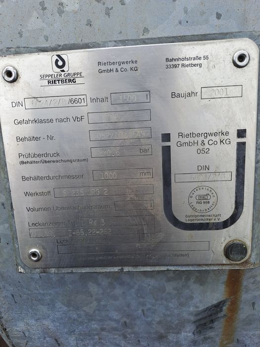 Zbiornik na diesla, dustrybutor