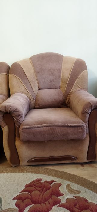 Продам м'яке крісло нерозкладне