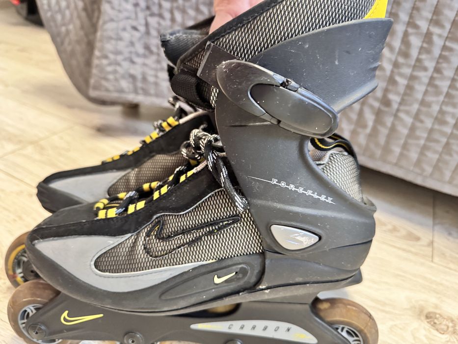 Продам роліки Nike