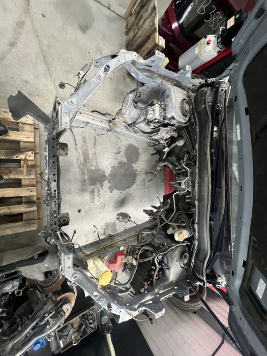 Четверть телевизор ланжерон Subaru Forester SJ S13 2013 2014 2015 2016