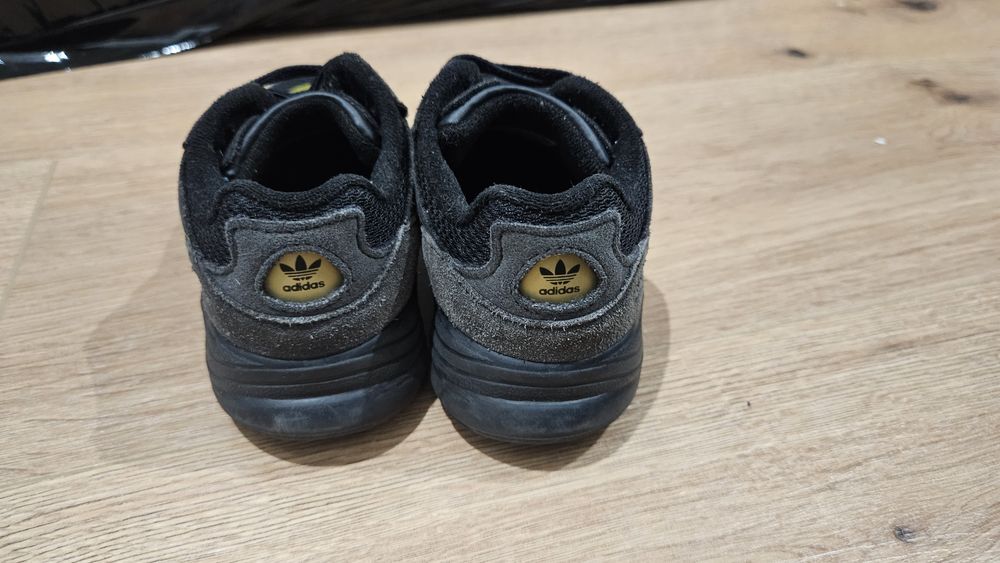 Buty Adidas rozmiar 27