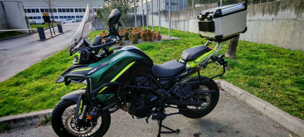 Benelli trk 702x