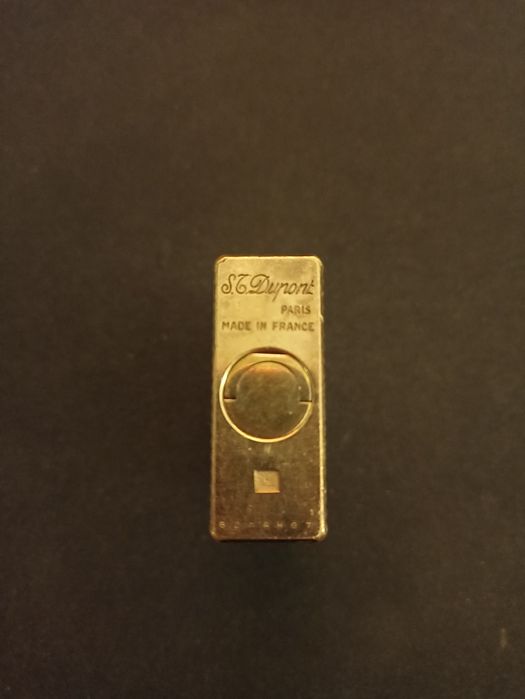 Isqueiro S.T. Dupont Ligne 2 Ouro Raro