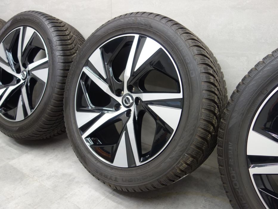 5x108 275/45R20 Koła zimowe Volvo OE XC90 Nokian Extra stan 4x9mm