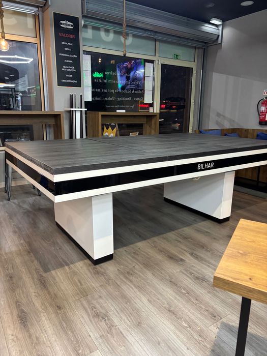 Vendo bilhar preto e branco/mesa de jantar