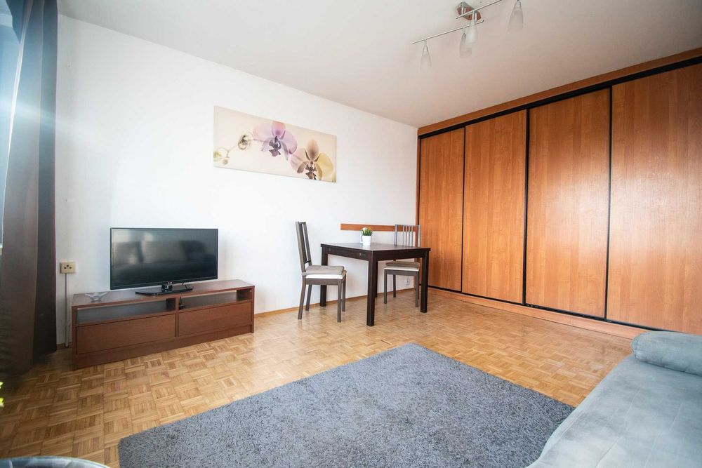 Rataje, umeblowana, zadbana kawalerka, bez prowizji