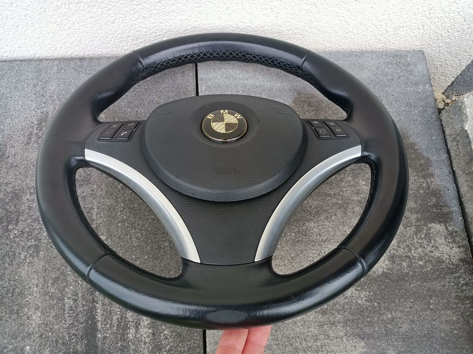 Kierownica MSport z poduszką BMW E90 E91 E92 E93 E87 E81 E82 E88 X1