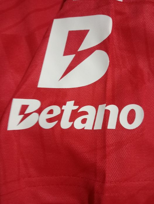 Camisola principal Benfica 26/27- Tamanhos M e L