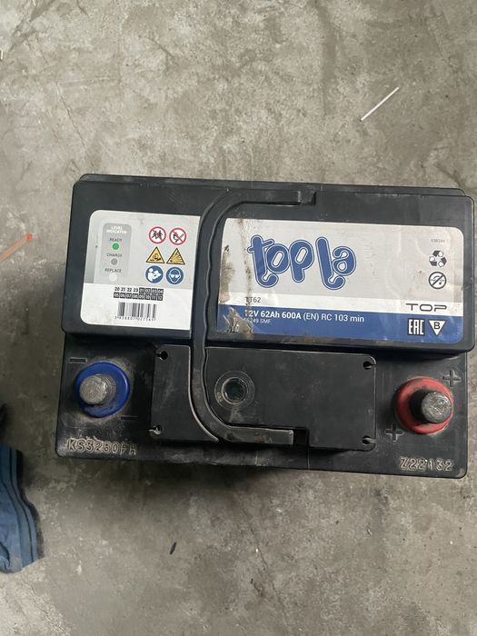 Аккумулятор 62Ah 600A