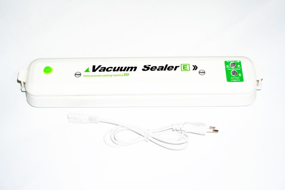 Вакуумный кухонный вакуматор упаковщик