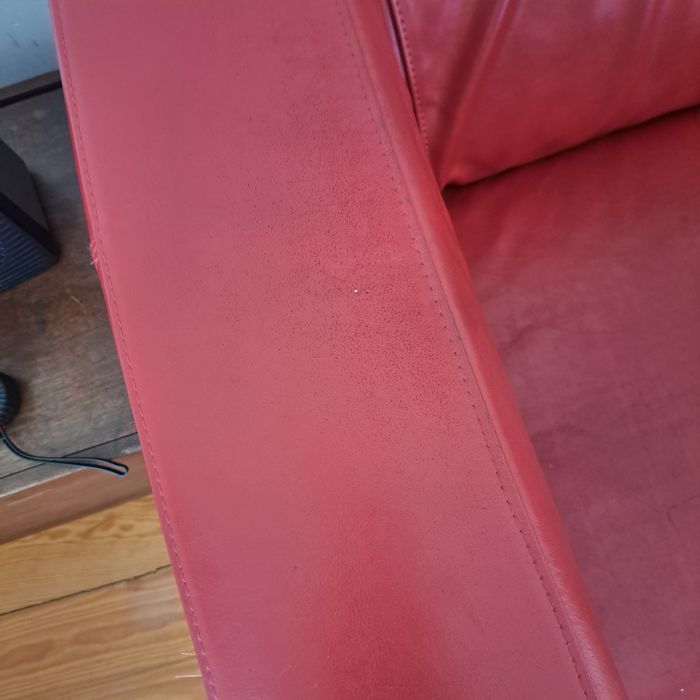Sofá Ikea Klippan em pele