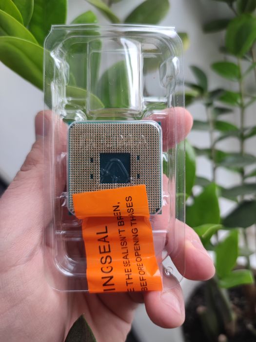 Процесор AMD Ryzen 5 5500 новий