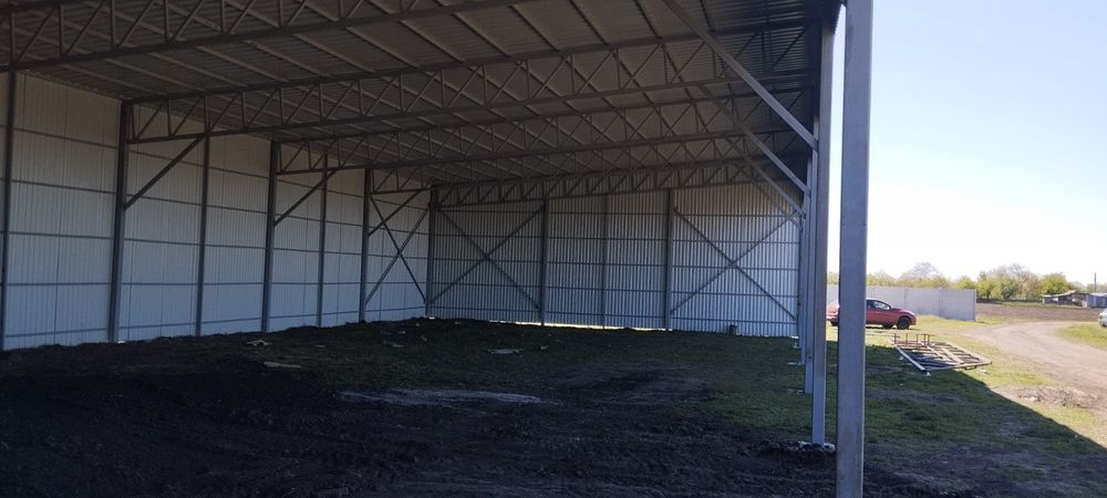 Ангаров,Склад, Навіси