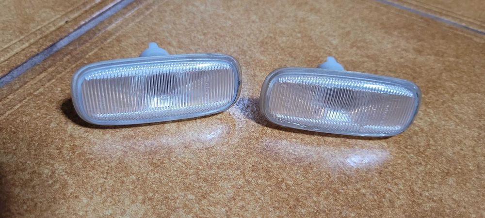 Piscas Originais Guarda-Lamas Audi A4 B5 8D Facelift 1999 a 2001