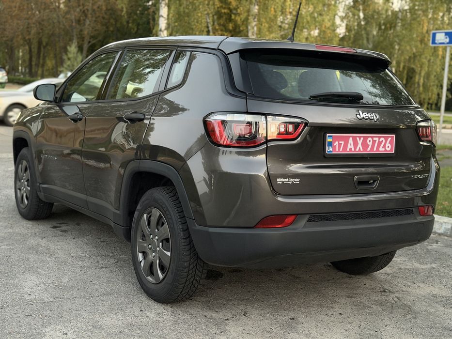 Продам Jeep Compass