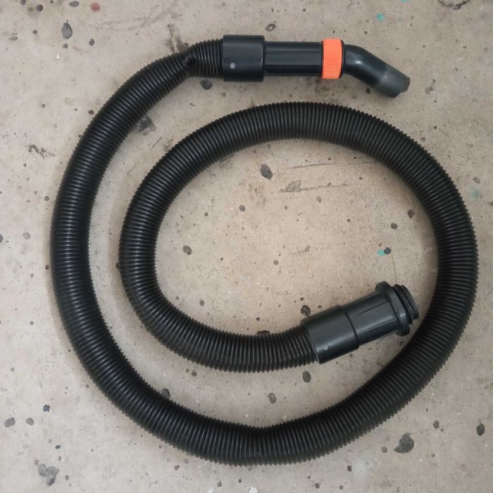 Шланг пылесоса.  Блендер, ручной.
Стекло.