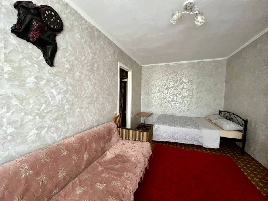 Посуточно Науки проспект Гагарина возле NEO PLAZA Юракадемия 850 доба