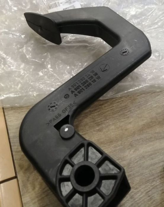 Педаль сцепления Mercedes Sprinter, Vito 638, Volkswagen LT 1995-2006