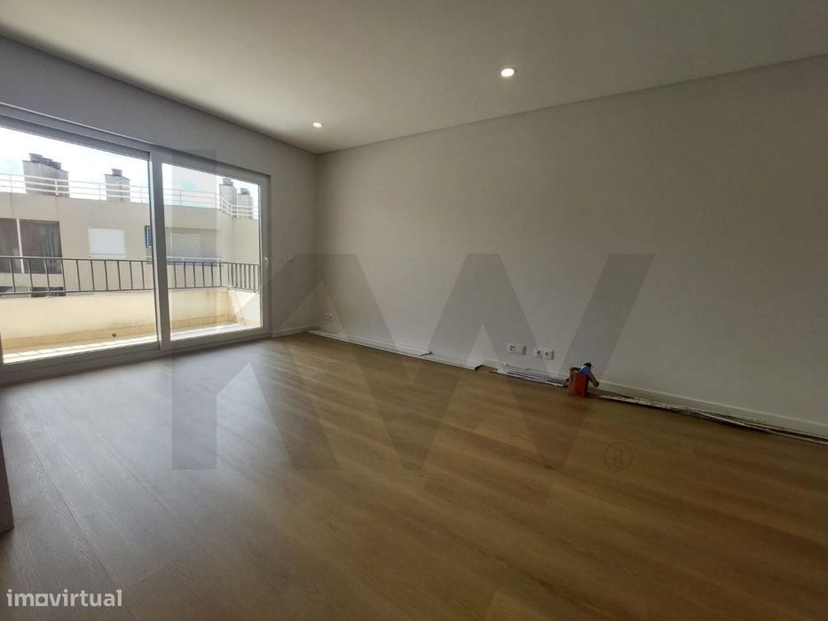 Apartamento T2 Renovado no Centro da Ericeira