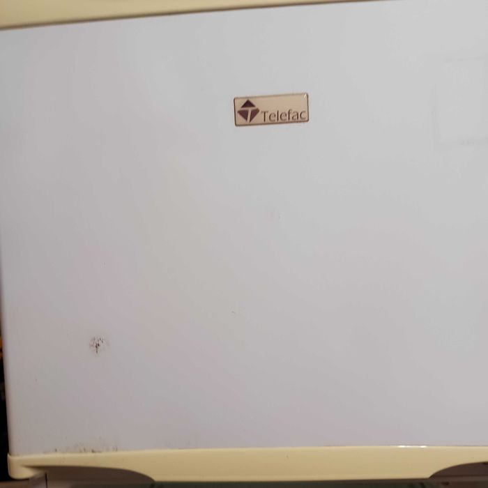 Frigorífico Telefac em bom estado