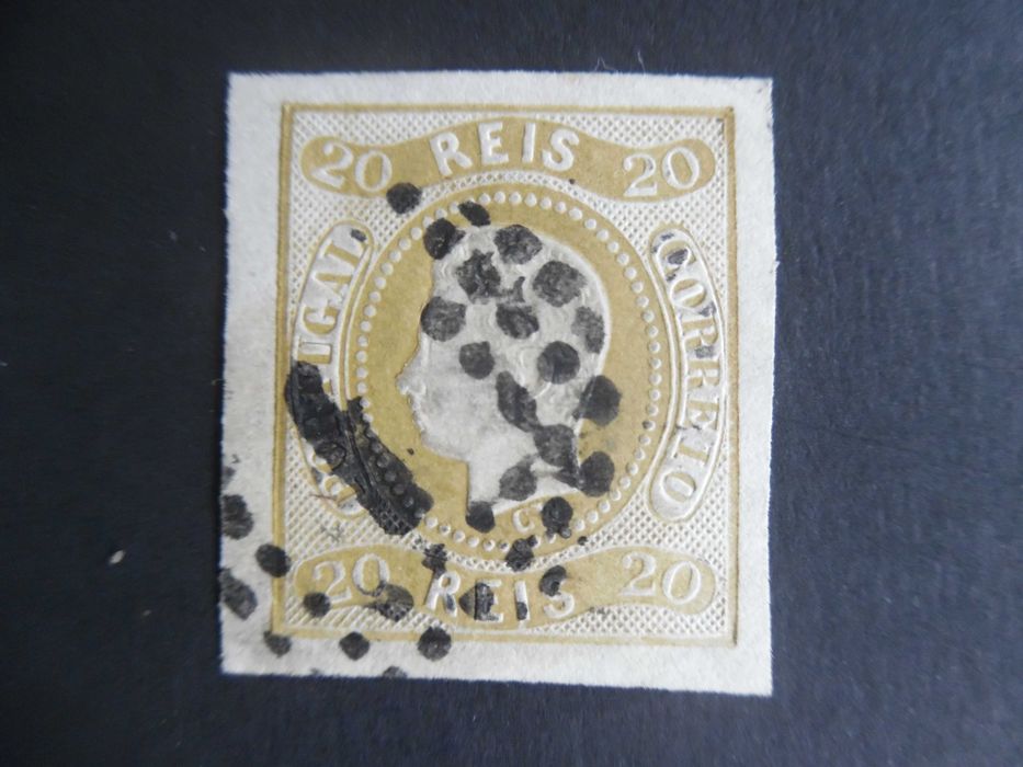 Selos Portugal 1866/1867- D.Luís n/ denteados fita-curva usado boas margens 20 reis