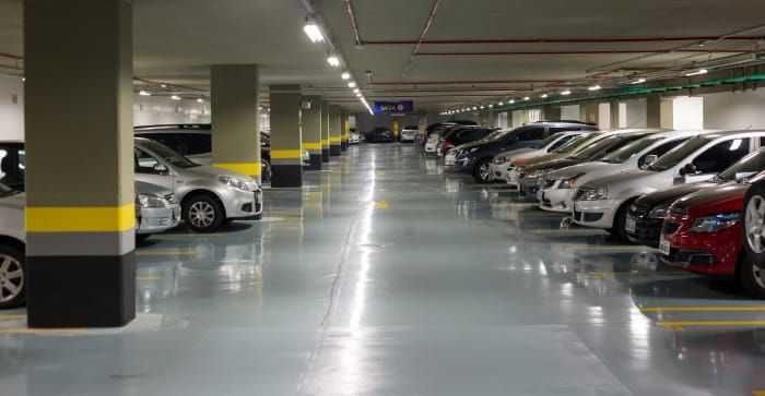 Parque de estacionamento no Porto