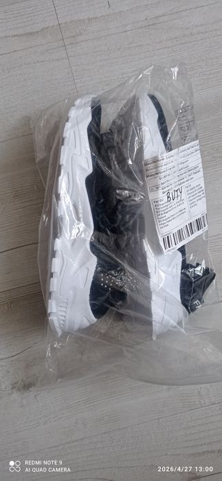 Buty sportowe damskie  nr41