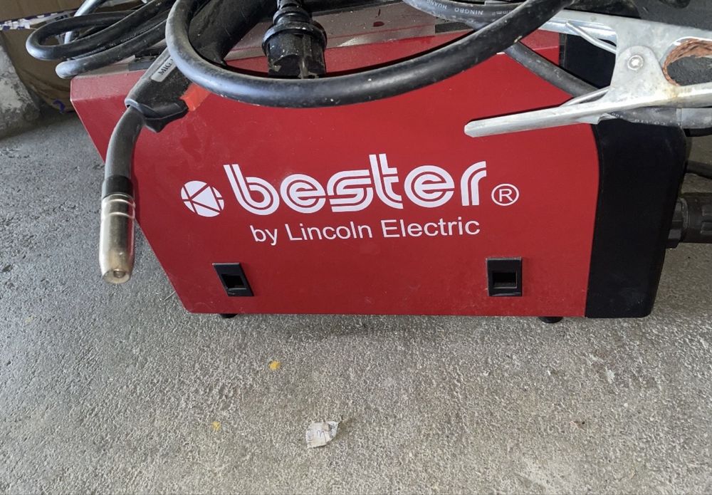 Aparelho soldar Bester by Lincoln 190C Multi