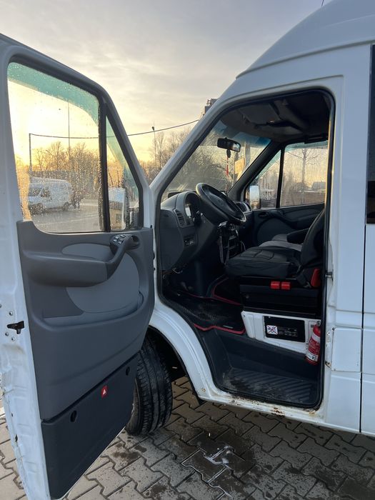Mecedes-Benz Sprinter 316cdi легковий 8+1