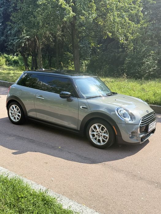 ТЕРМІНОВО продам авто