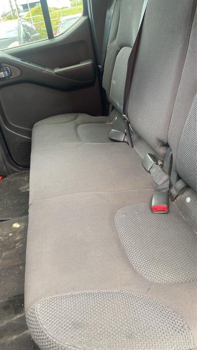 Narava D40 2.5 dci 2010