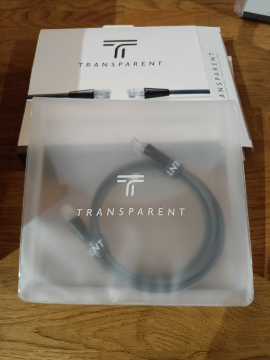 Transparent Ethernet kabel cyfrowy