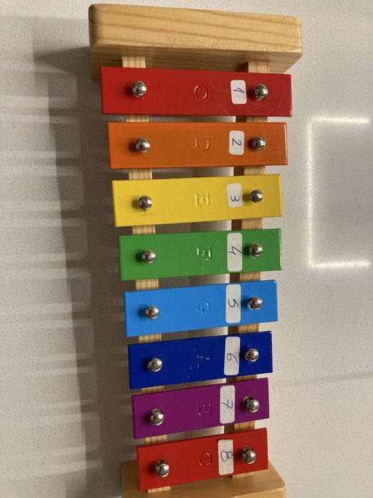 Metalofone para crianca