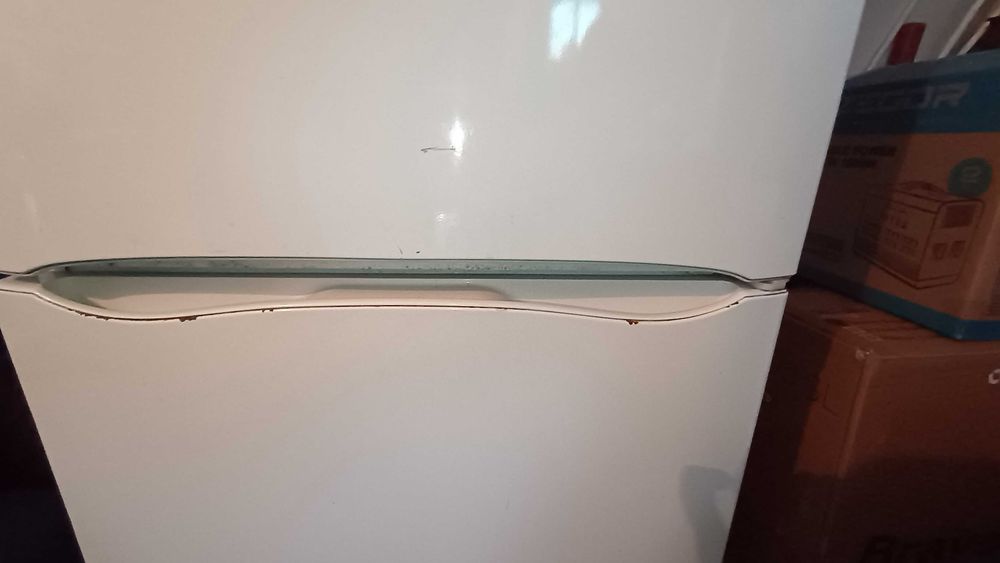 Продам холодильник INDESIT