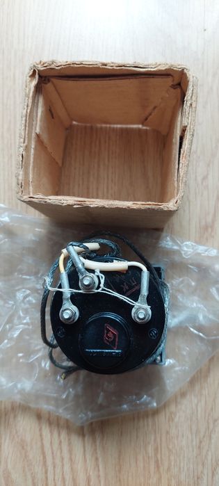 Продам электронные приборы измерения.