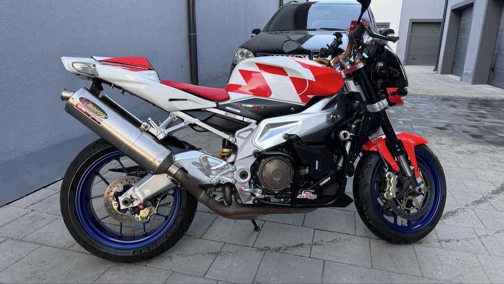 Aprilia Tuono 1000