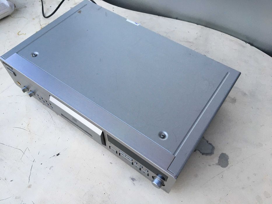 Odtwarzacz CD Sony CDP-XB920 QS Srebrny