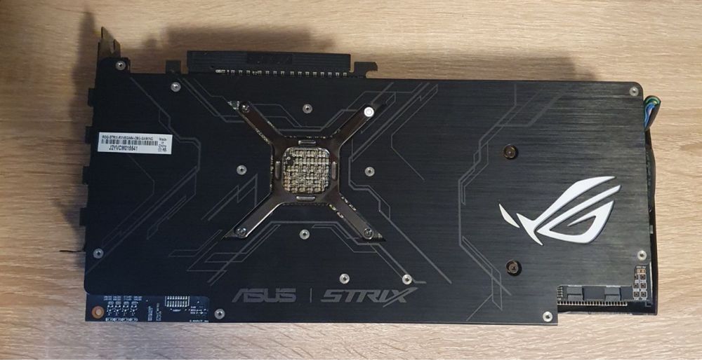 Видеокарта Rx Vega 64 8gb: 000 Комплектующие и запчасти