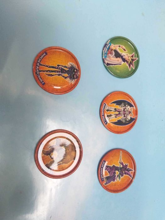 Yu-Gi-Oh metal tazos
