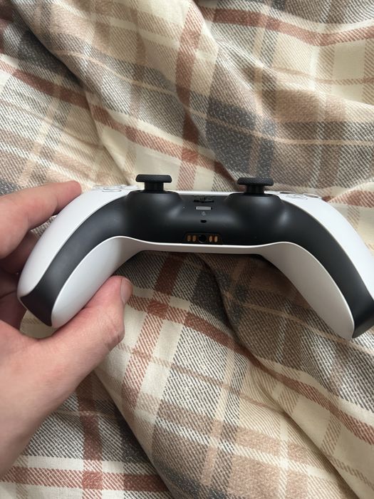 PlayStation 5 Slim 825gb