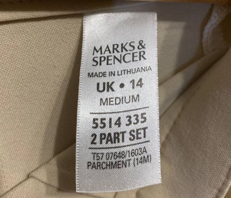 Жіночі брюки штани на 48розмір від Marks & Spencer